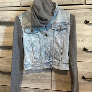 hollister cropped jean jacket